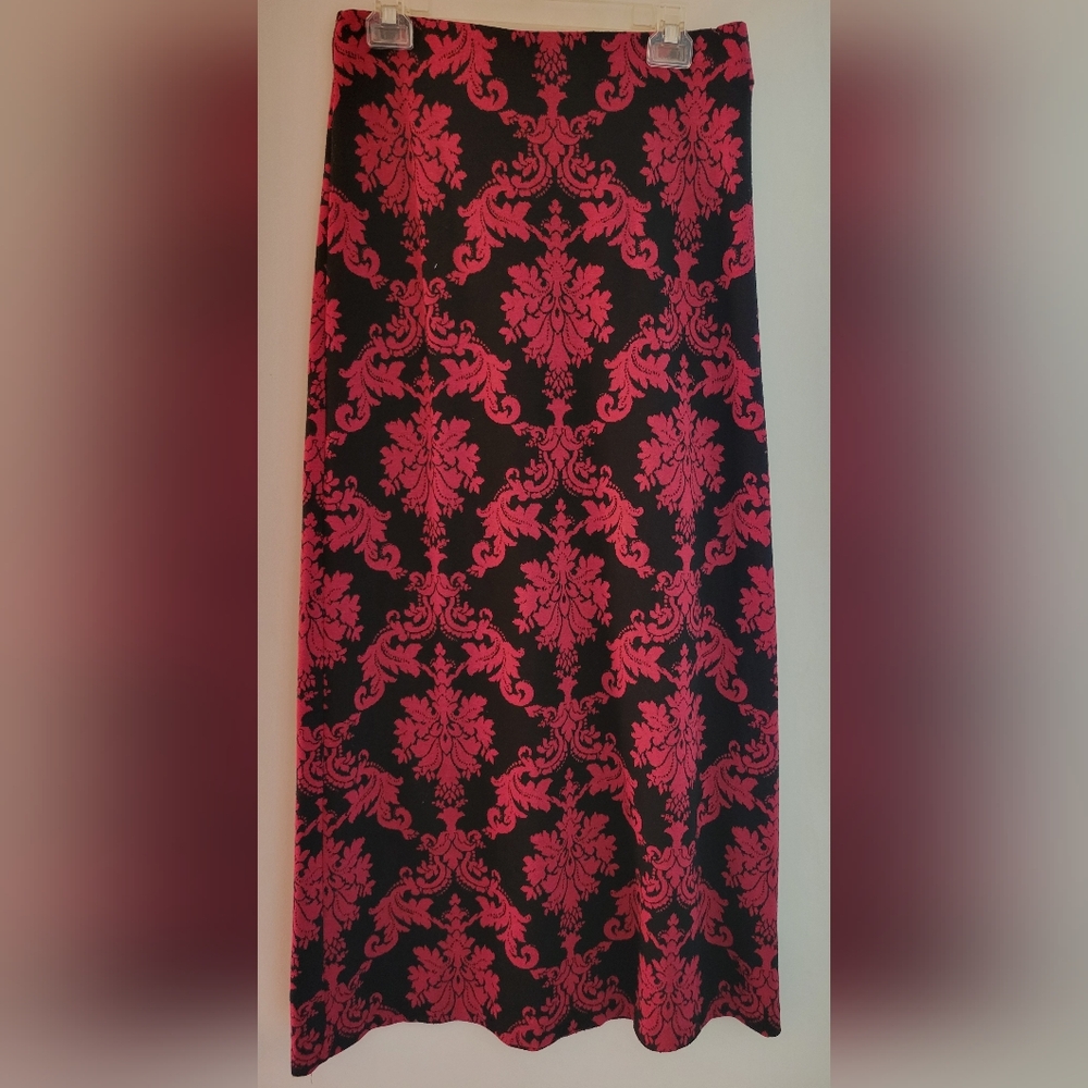 New York Black And Red Long Skirt